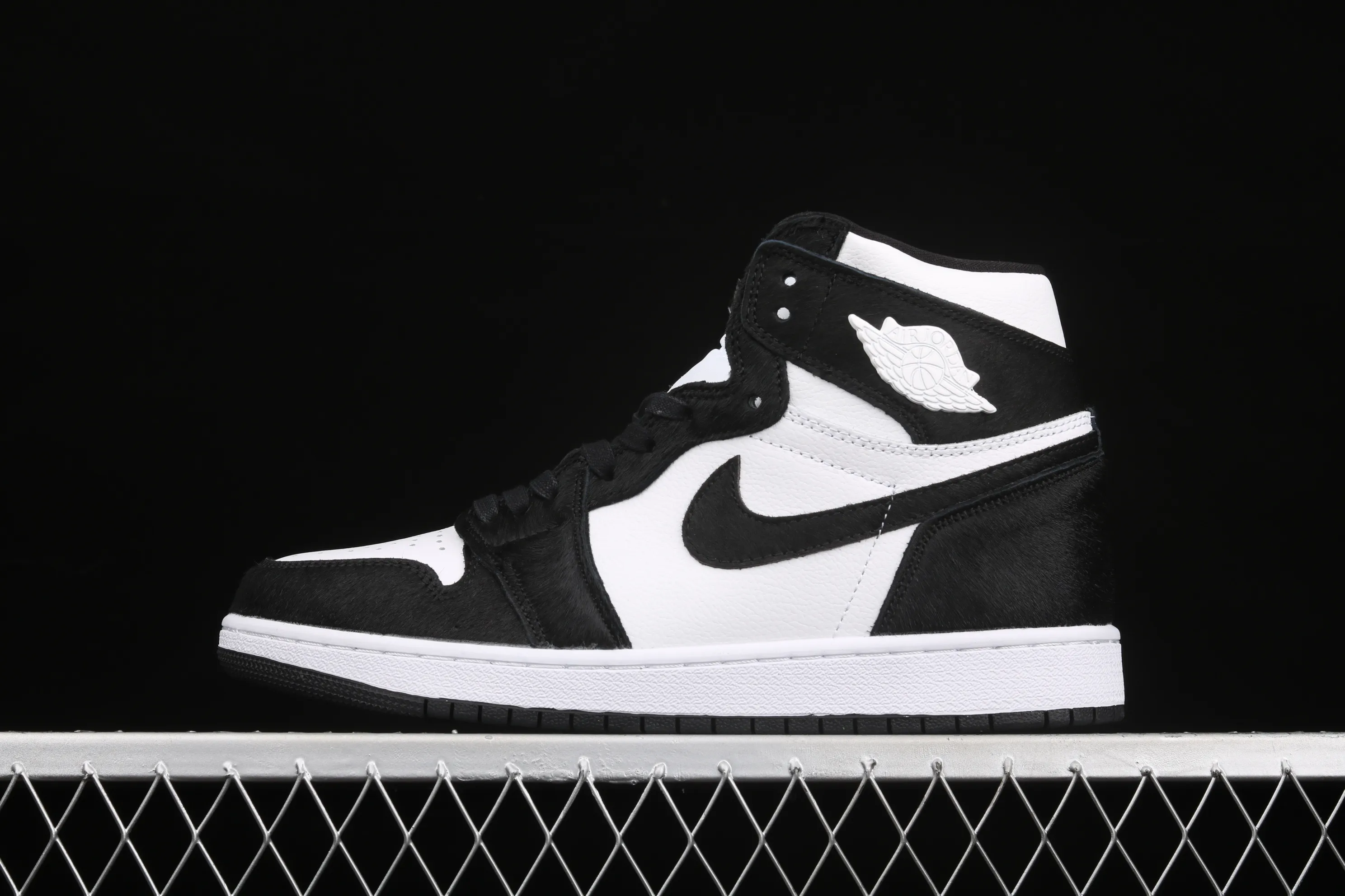 All categories Air Jordan Jordan series basketball shoes Air Jordan 1 High Air Jordan 1 Retro High OG AJ Joe 1 Panda color CD0461-007